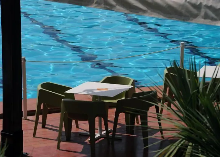 La Azzurra Pensionat 3*