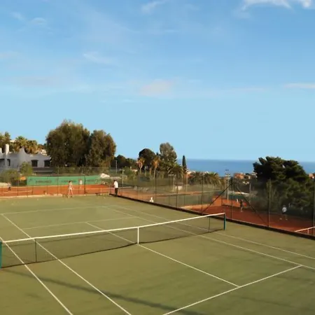 בית הארחה La Azzurra סנרמו